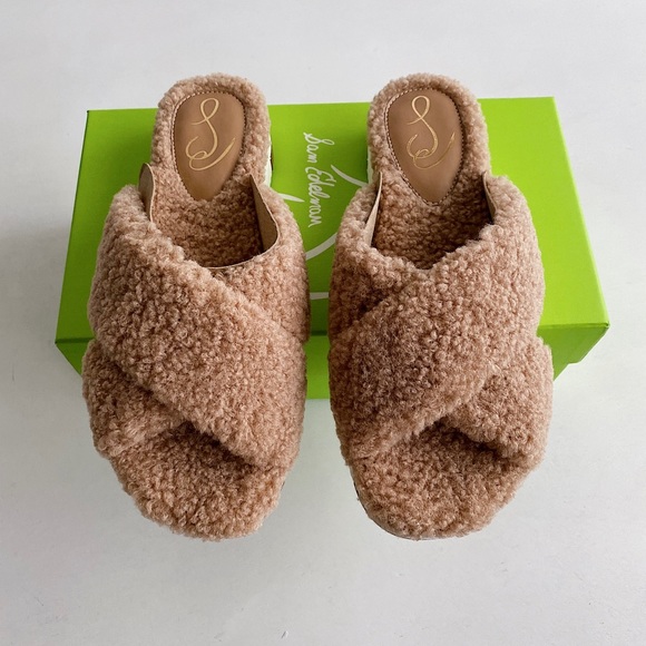 ✨New SAM EDELMAN Alice Faux Fur Slide Sandals Camel Shearling 8.5M - Picture 3 of 9
